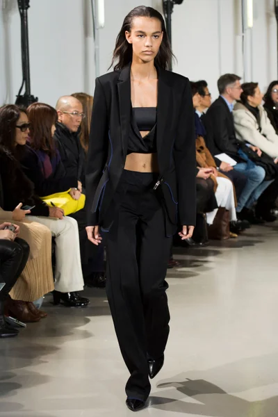Look 27